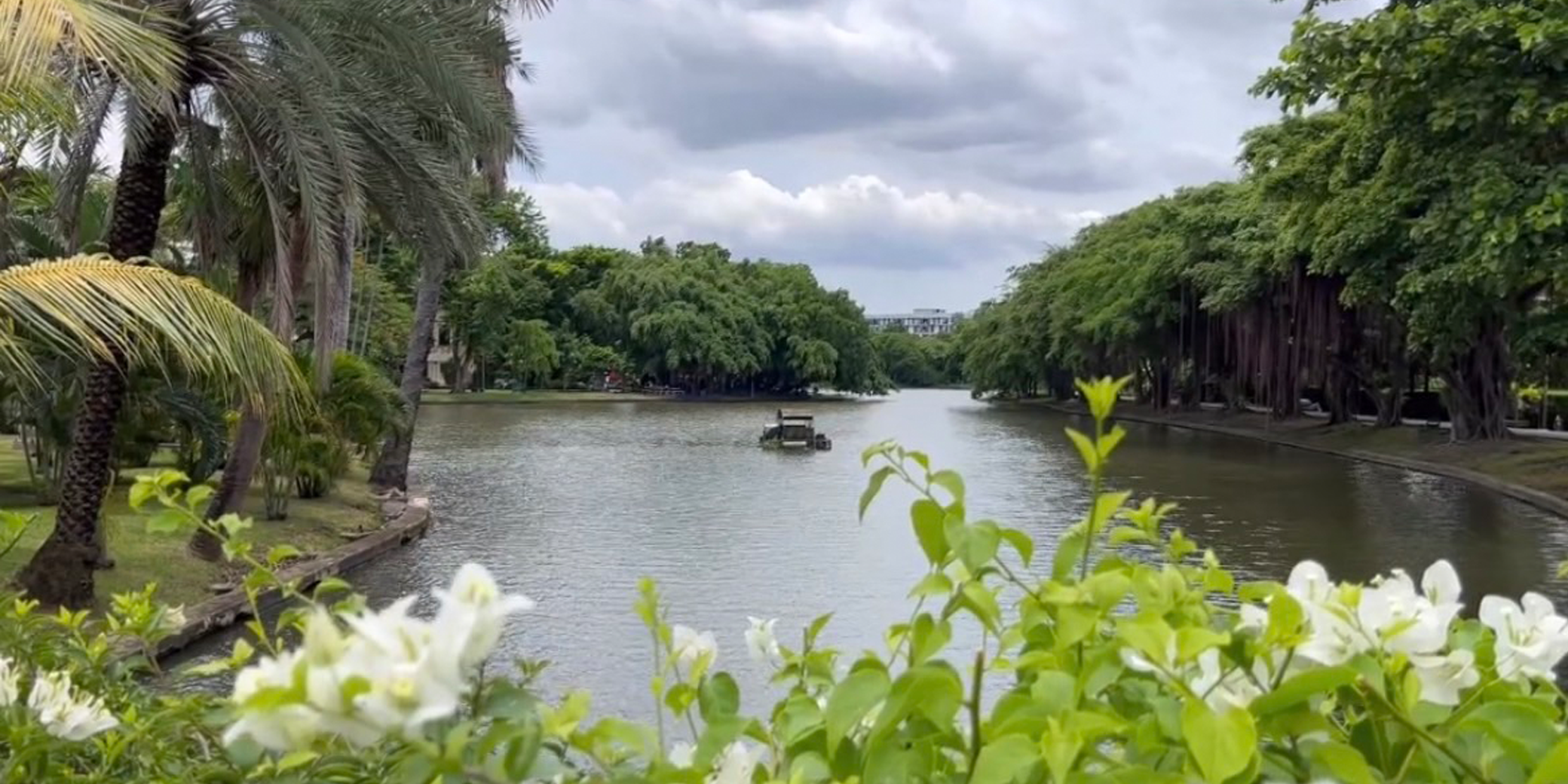 สวนเสรีไทย